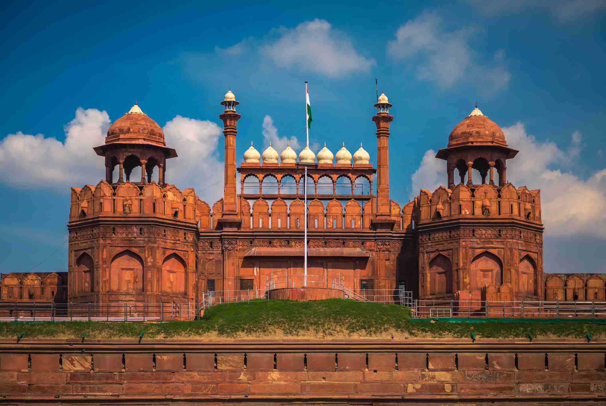Jaipur Delhi Taxi